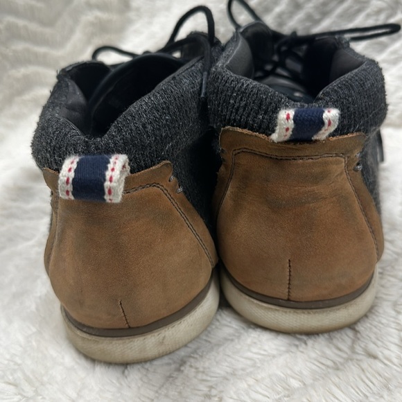 Men’s STEVE MADDEN  lace up ankle boot. Leather / textile upper. Size 9.5 - Picture 3 of 7